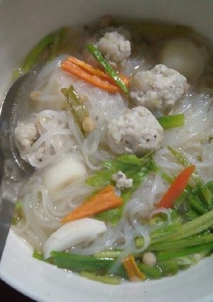 Hình của món Hủ tiếu thịt viên.