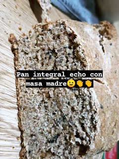Una foto de Pan integral con masa madre