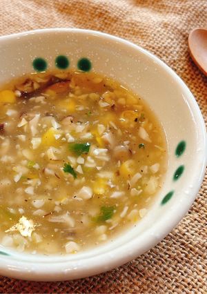 Hình của món Soup Hạt Sen Bắp Nấm.