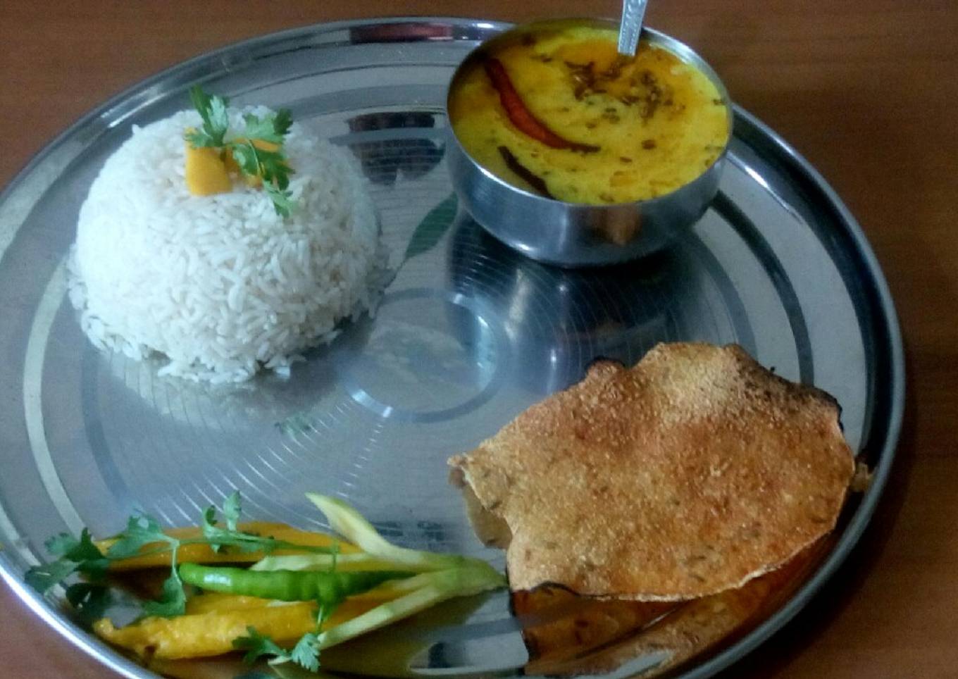 Sweet and sour mango kadhi