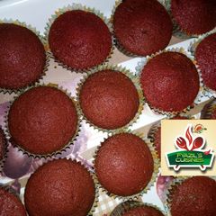 A picture of Red velvet cupcakes.