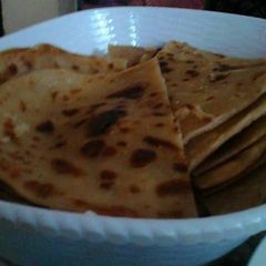 Fried Chapatis A picture of Fried Chapatis.
