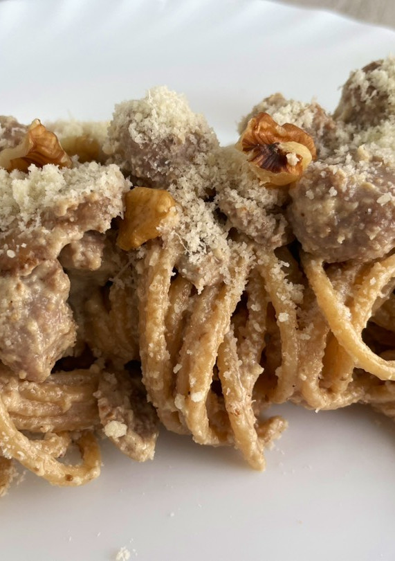 Una foto de Spaghetti con crema de nueces