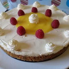 A picture of Lemon cheesecake.
