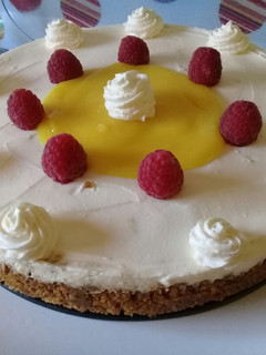 A picture of Lemon cheesecake.