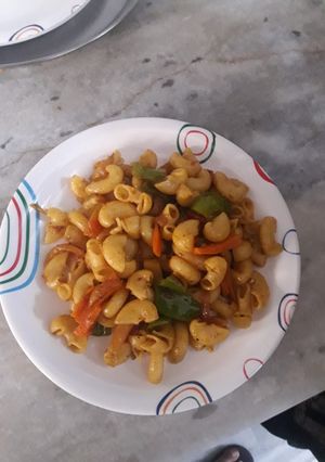 A picture of Macroni.