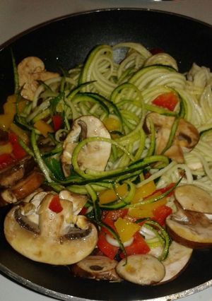A picture of Alkaline - Zucchini Veggie Mushroom Bowl.