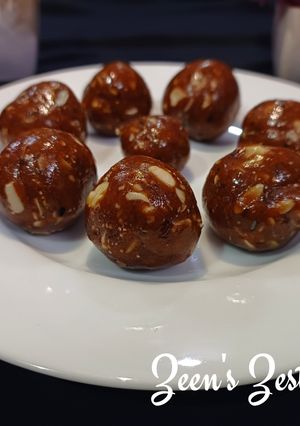 A picture of Dates Dry Fruits Nuts and Seeds Laddoos.