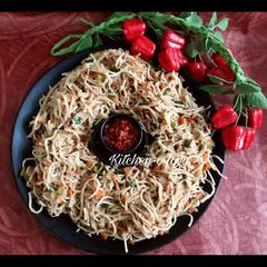 A picture of Hakka Noodles.