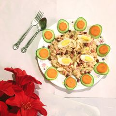 A picture of Crunchy Chicken Salad.