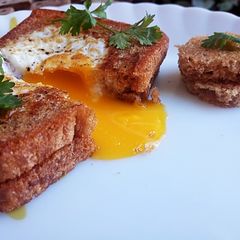 A picture of Egg pool.
