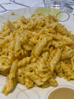 Una foto de Mac n cheese