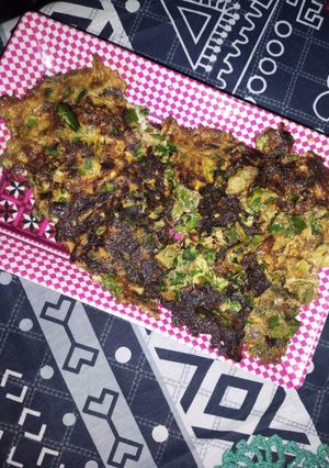 A picture of Hare piyaz ka omelette.