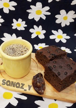 عکسی از دستور کیک خرما (بدون شکر)