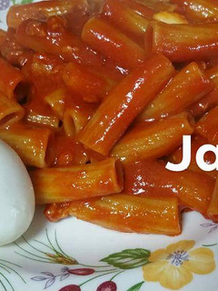 Una foto de Macarrones con chorizo