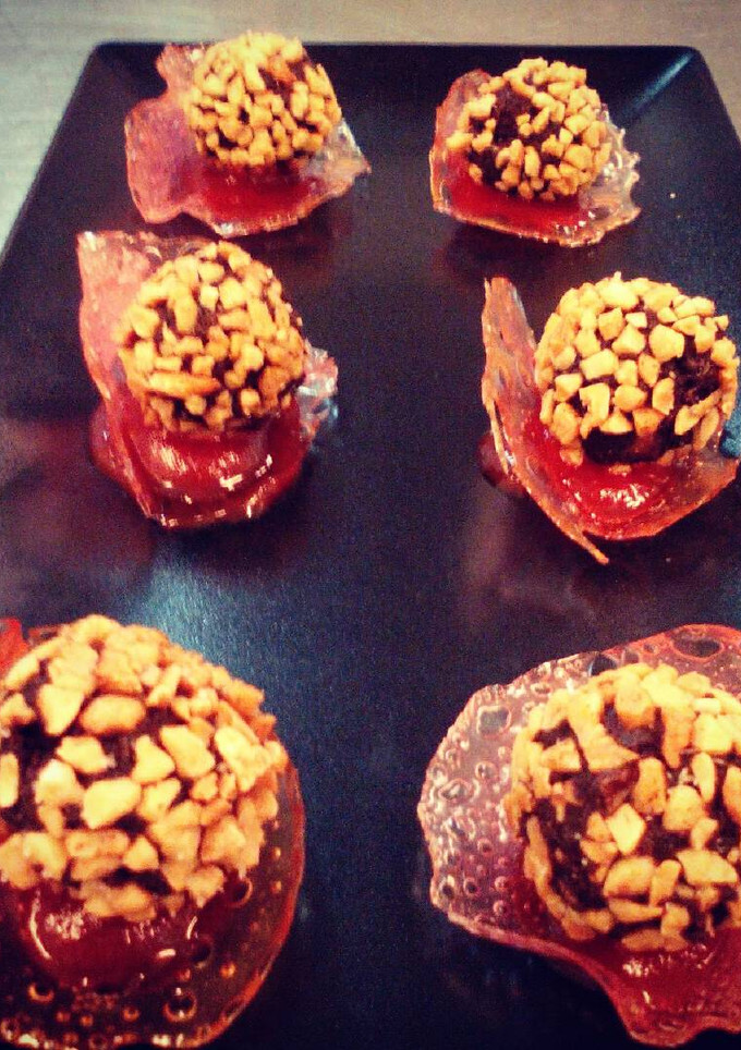 Una foto de Almendrados de morcilla 