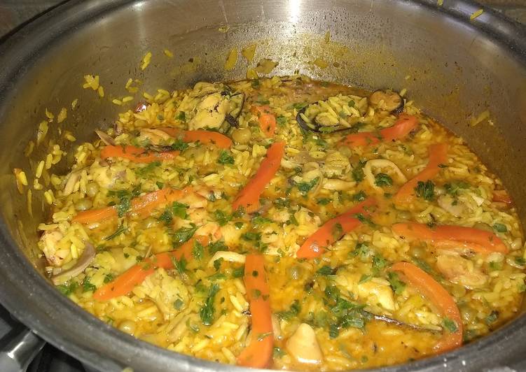 Paella de mariscos