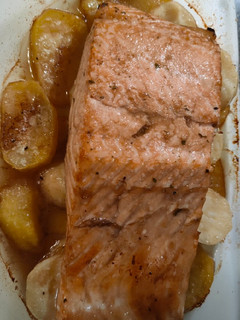Una foto de Salmón al horno