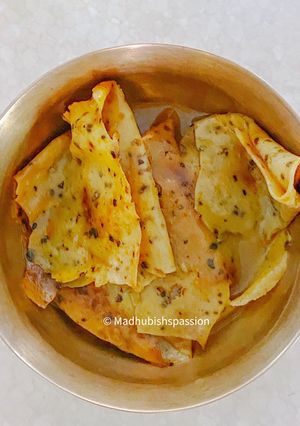 A picture of Papad Dalna.