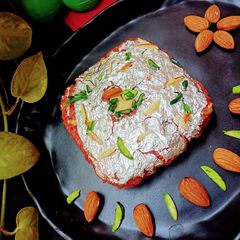 Instant carrot halwa A picture of Instant carrot halwa.