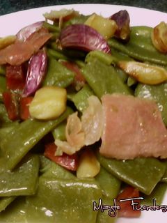 Una foto de Judías verdes al ajillo con jamón serrano