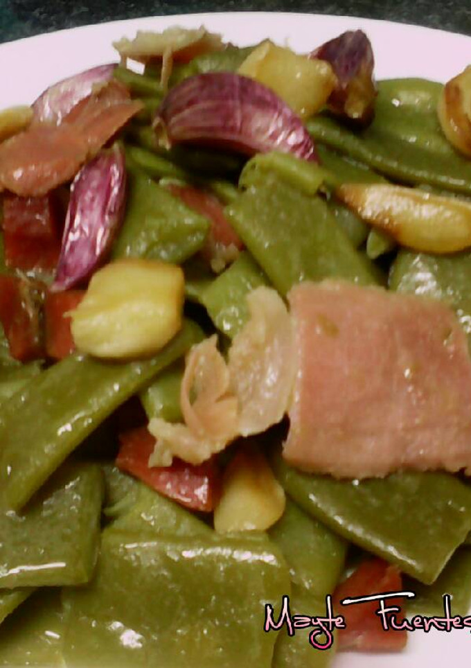 Una foto de Judías verdes al ajillo con jamón serrano