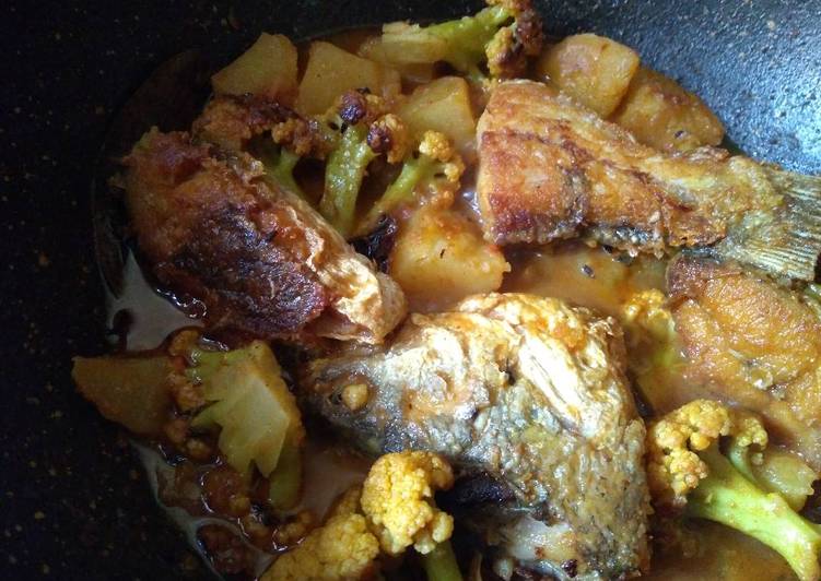 Wednesday Fresh Cauliflower bhetki fish curry