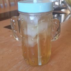 A picture of Iced sweet green tea.