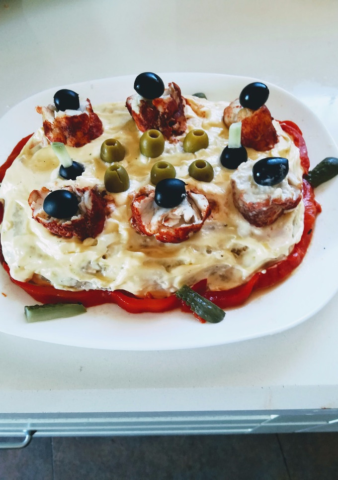 Una foto de Ensaladilla con rape alangostado