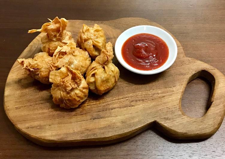 •Ekkado• by Dapur Itha