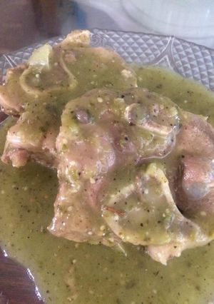 Una foto de Espinazo en salsa verde