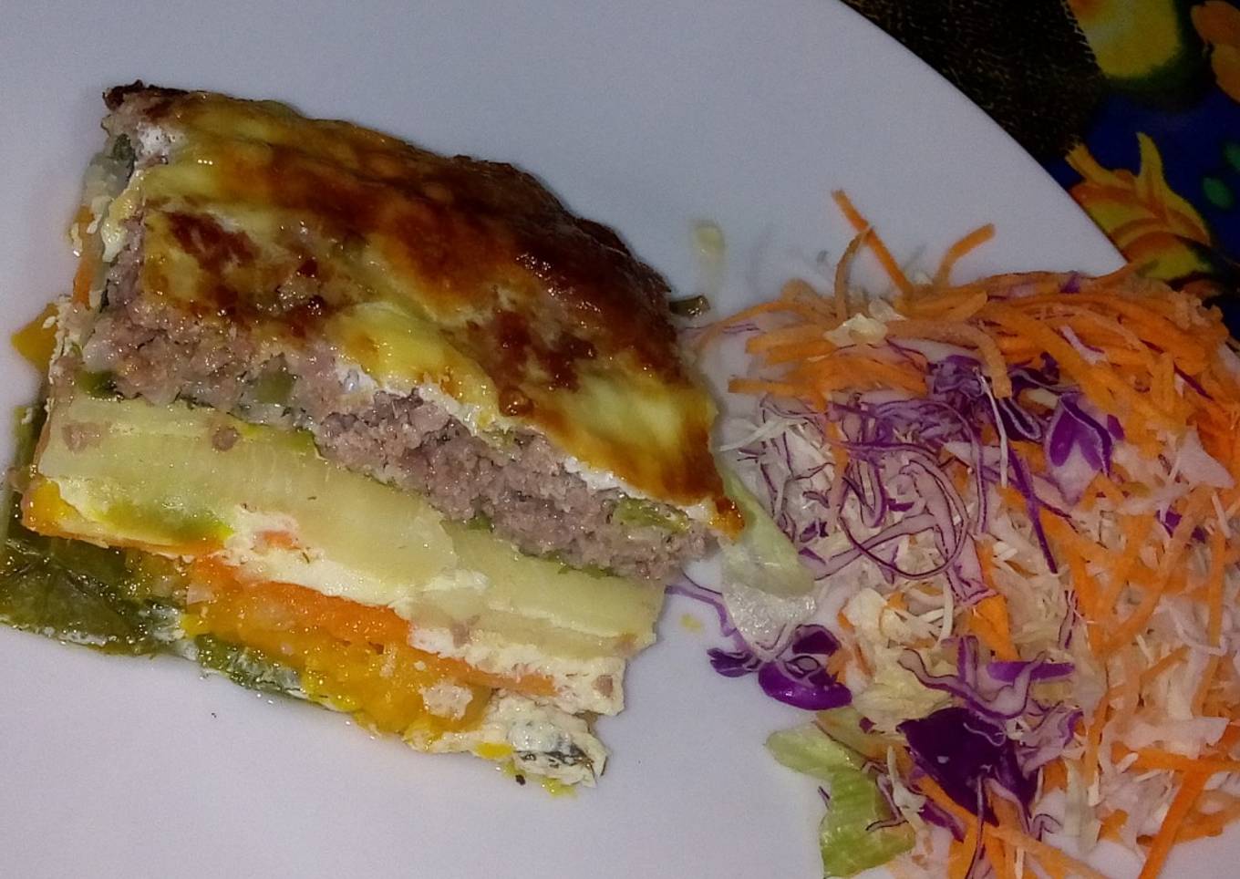 Tortilla de vegetales y carne picada