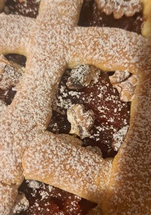 Foto di La mia crostata "brutta ma buona"😋🍎🍋🥧👩‍🍳