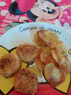 Foto di Polpette di merluzzo con patate croccanti