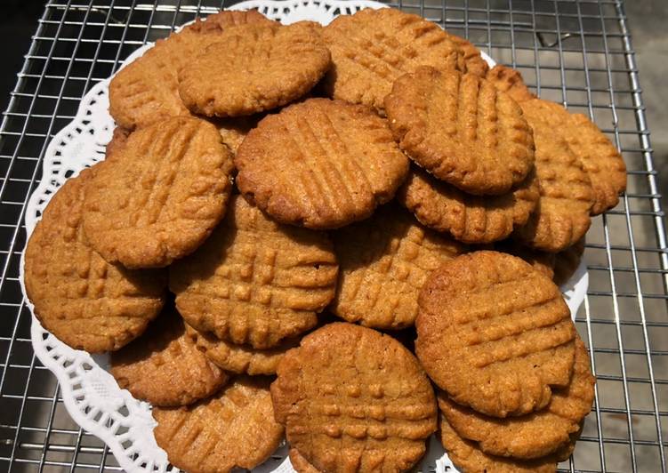 Cara Gampang Menyiapkan Peanut butter cookies Anti Gagal