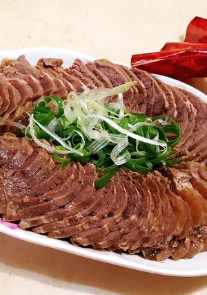 紹興滷牛腱☆電鍋料理☆ 的食譜成品照片