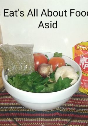A picture of Monggo With Chicharon.