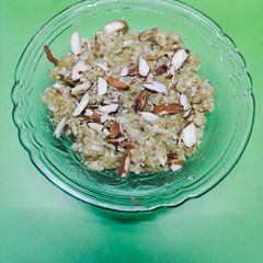 A picture of Bottle gourd halwa.
