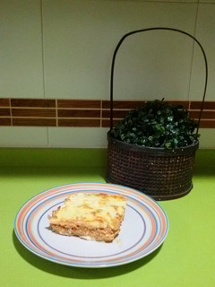 Una foto de Musaka griega con thermomix