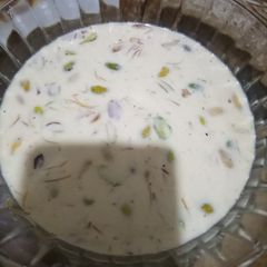 A picture of Sheer khurma.