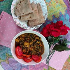 A picture of Chicken with fenugreek leaves.