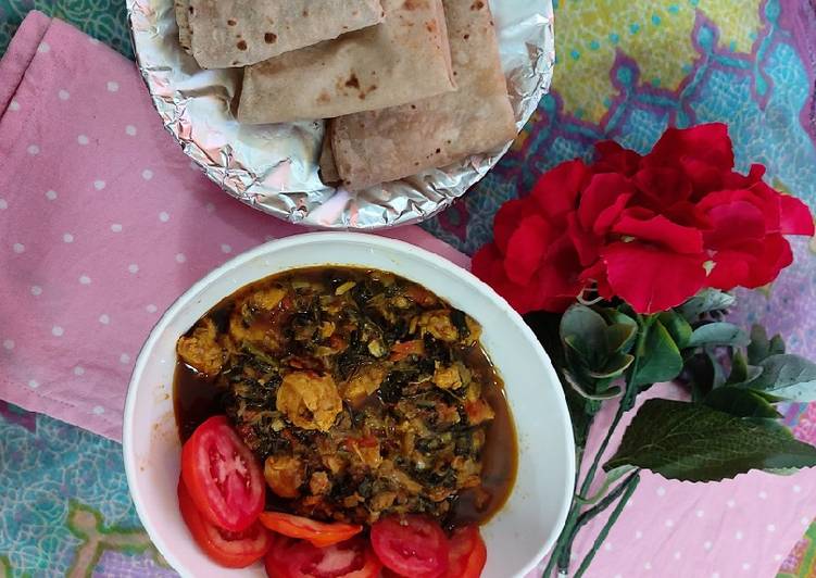 Chicken with fenugreek leaves