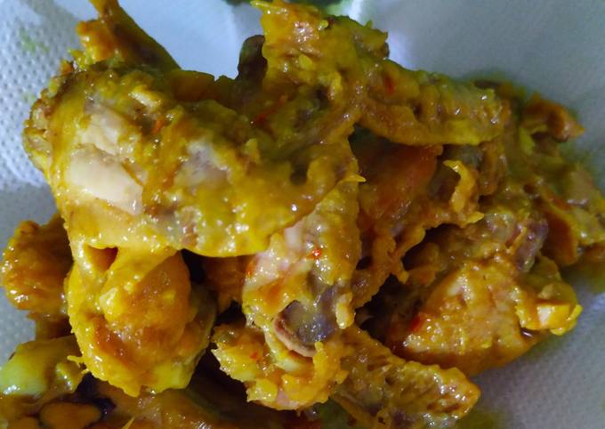 Cara Gampang Membuat Ayam goreng bumbu kuning, Enak