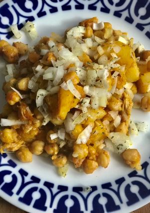 Una foto de Chana Masala —Garbanzos al curry—