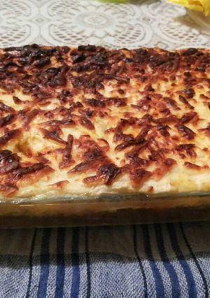 Una foto de Pastel de yuca sólo bn