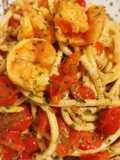 Strangozzi, gamberetti, pomodorino pachino, limone
