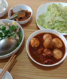 sườn bò khoai tây