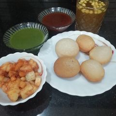 A picture of Pani Puri.