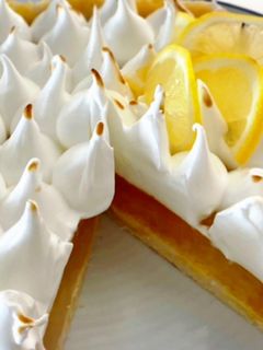 รูปของ Clear lemon meringue pie เลมอนเมอแรงค์เยลลี่พาย