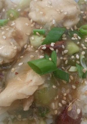 A picture of Almond Chicken.